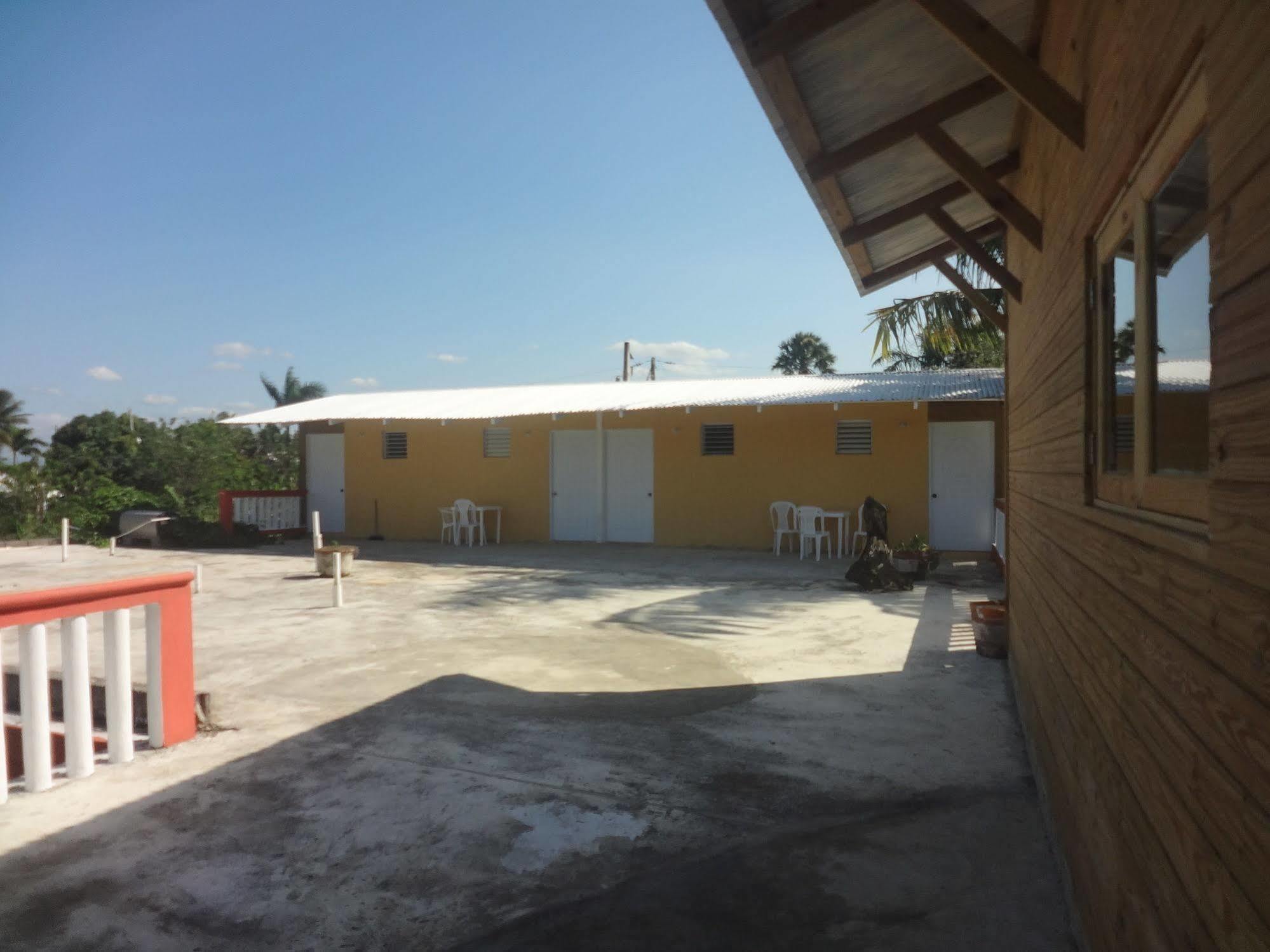 Gipsy Ranch Rooms Cabarete Exterior photo
