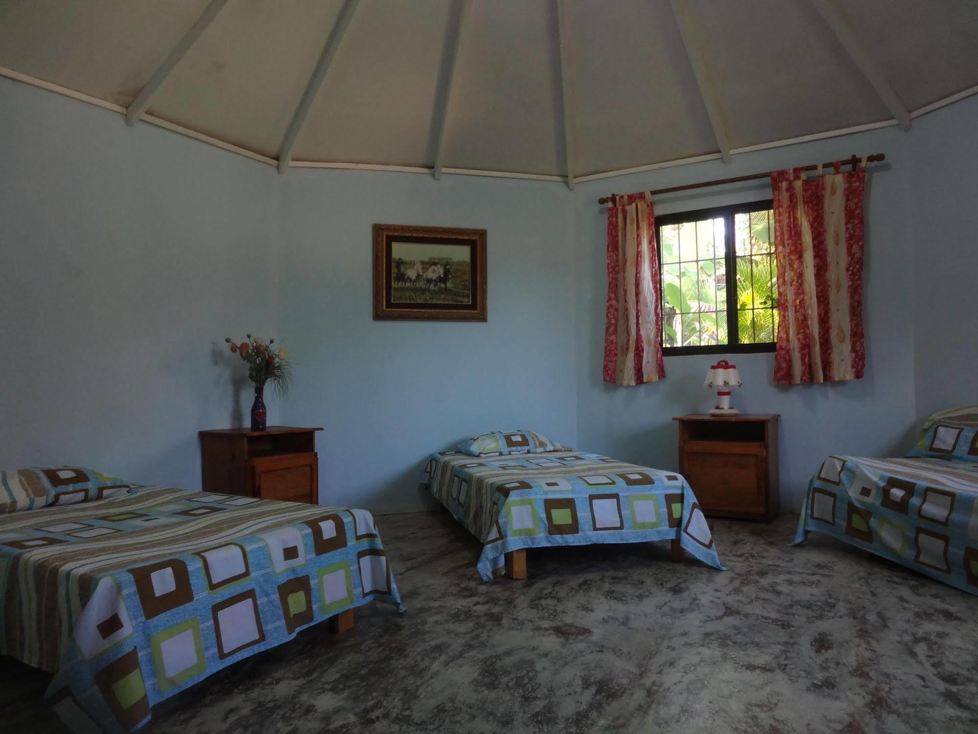 Gipsy Ranch Rooms Cabarete Exterior photo